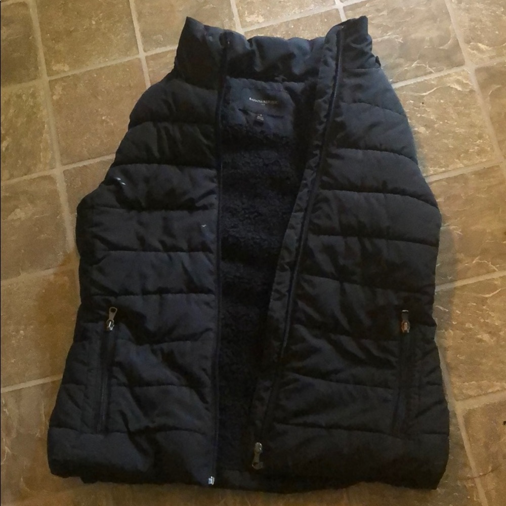 Banana republic vest size small! $35